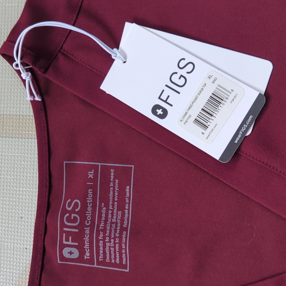 New FIGS Scrub